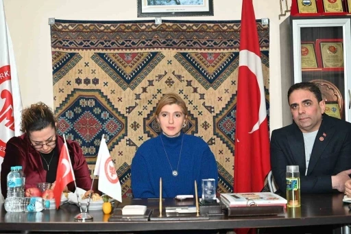 Milletvekili &Ouml;lmeztoprak&rsquo;tan mahalle mahalle yerinde istişare
