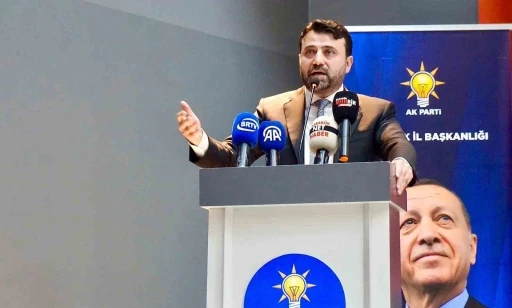 Milletvekili Şahin: "AK Parti&rsquo;de eski olmaz, sadece bayrak yarışı olur"

