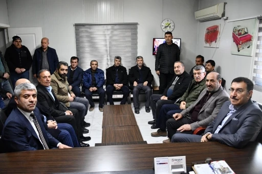 Milletvekili T&uuml;fenkci&rsquo;den Minib&uuml;s&ccedil;&uuml;ler Odası&rsquo;na ziyaret
