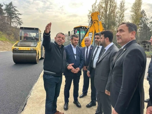 Milletvekilleri, Ergenekon Mahallesi’ndeki çalışmaları inceledi
