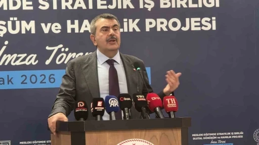 Milli Eğitim Bakanı Tekin, K&uuml;tahya&rsquo;da mesleki eğitimle ilgili mesajlar verdi
