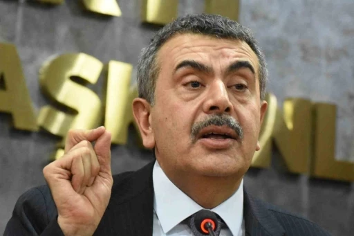 Milli Eğitim Bakanı Tekin: "CHP&rsquo;de olanları seyretmekten &uuml;lkem adına utanıyorum"
