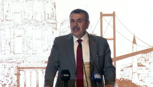 Milli Eğitim Bakanı Tekin: "Mesleki eğitim vesayet &ouml;zlemcilerinin 28 Şubat s&uuml;reci ile akamete uğrattıkları bir s&uuml;re&ccedil;ti"
