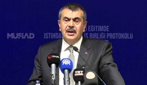 Milli Eğitim Bakanı Yusuf Tekin: "İş sağlığı ve g&uuml;venliği bizim kırmızı &ccedil;izgimizdir""
