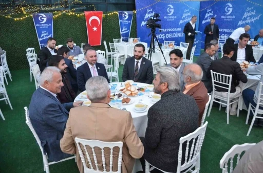 Milli gençlik iftarda
