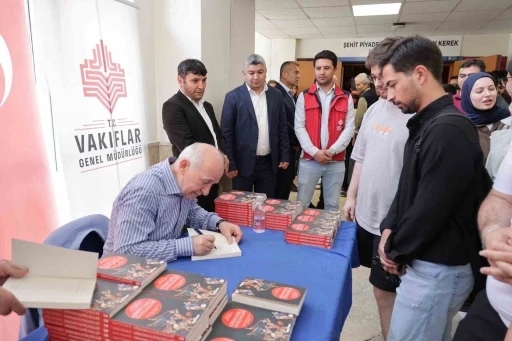 Milli m&uuml;cadelenin 107. yılında tarih ve vakıf k&uuml;lt&uuml;r&uuml; Denizli&rsquo;de yeniden buluştu
