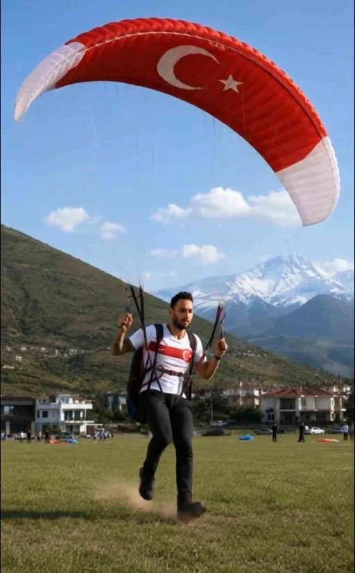Millilere paraş&uuml;t alanında destek Talas Belediyesi&rsquo;nden
