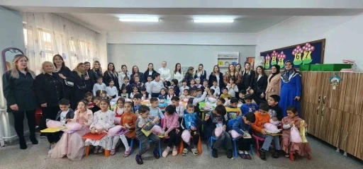 Minik GKV’lilerin &quot;Kitaplarda Gezebilir&quot; projesine büyük alkış
