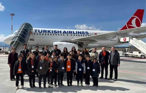 &rsquo;Minik kanatlar&rsquo;ın havlimanı heyecanı

