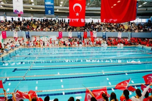Minik kula&ccedil;lar Alleben&rsquo;de buluştu
