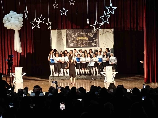 Minik öğrencilerden ‘kardeşlik’ vurgusu
