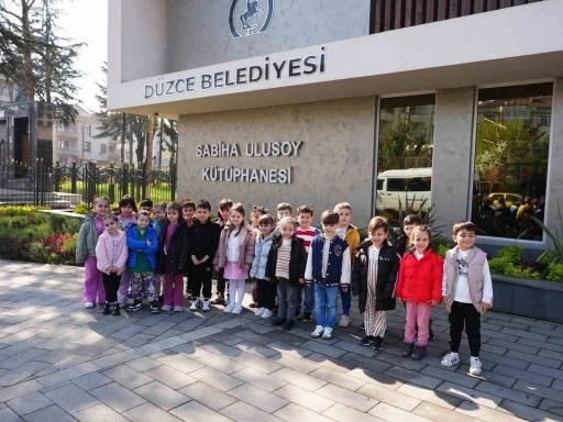 Minik öğrencilerden kütüphaneye ziyaret
