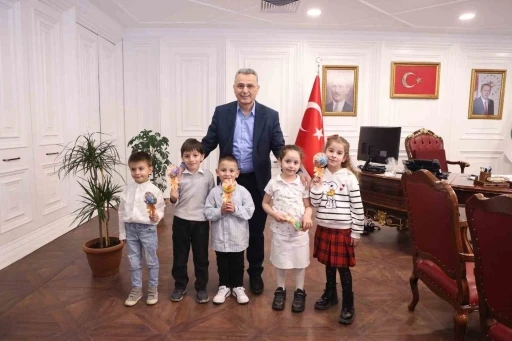 Minik öğrencilerin Ramazan Bayramı sevinci
