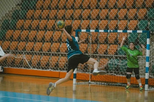 Minikler Hentbol Türkiye Şampiyonası Aydın’da başladı
