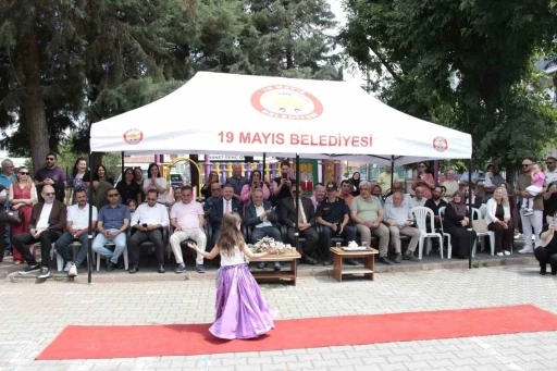 Miniklerden sıfır atık defilesi ve resim sergisi
