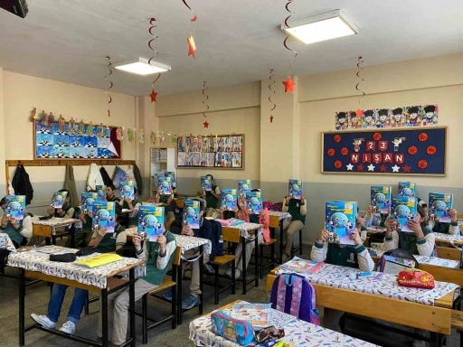 Miniklere &ccedil;evre ve geri d&ouml;n&uuml;ş&uuml;m dersi
