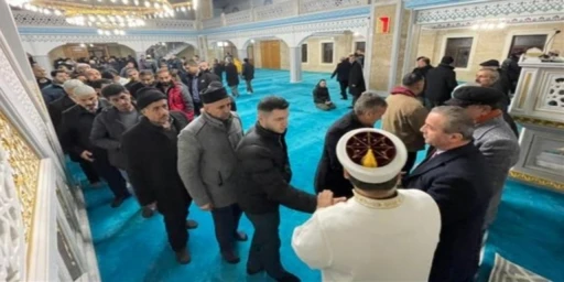 Mira&ccedil; Kandili Hakkari&rsquo;de idrak edildi
