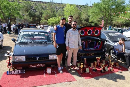 Modifiye tutkunları, Bafra’da fuarda buluştu
