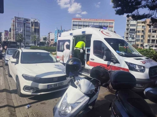 Motosiklet 3 metre s&uuml;r&uuml;klendi, s&uuml;r&uuml;c&uuml; yaralandı
