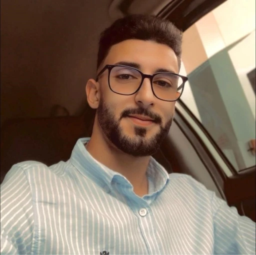 Motosikletle kaza yapan gen&ccedil; hayata tutunamadı

