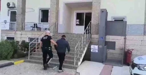 Motosikletle yaptığı şovlar hem ceza yedirdi, hem ehliyetinden etti
