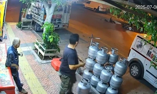 Motosikletlilerin kaza anları kamerada
