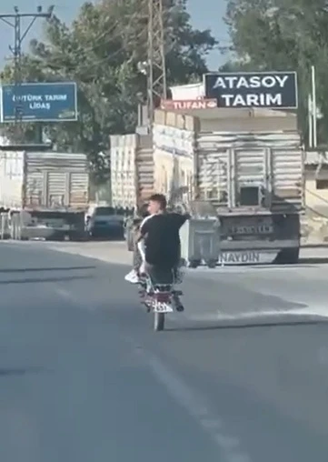 Motosikletlinin 5 saniyelik şovu 21 bin TL’ye patladı

