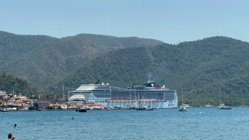 MSC Divina Marmaris Limanı'nda