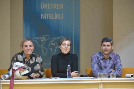 MSK&Uuml;&rsquo;de &ouml;ğrencilere erasmus fırsatları tanıtıldı
