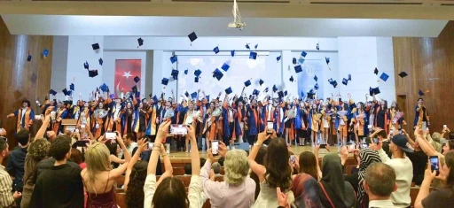 MSK&Uuml; Teknoloji Fak&uuml;ltesi mezunlarını uğurladı
