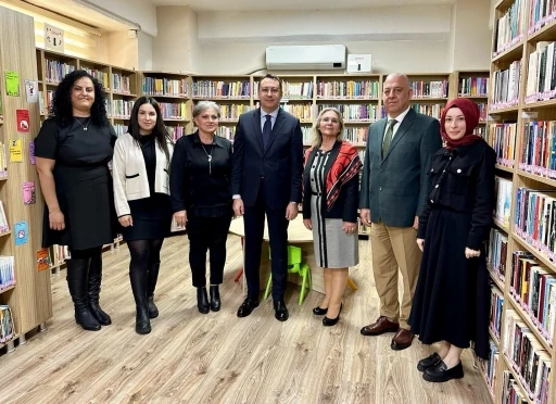 MTO'dan Marmaris Kütüphanesi'ne Kitap Desteği