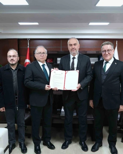 Mudanya &Uuml;niversitesi ile Bursa İl Sağlık M&uuml;d&uuml;rl&uuml;ğ&uuml; arasında &ouml;nemli iş birliği
