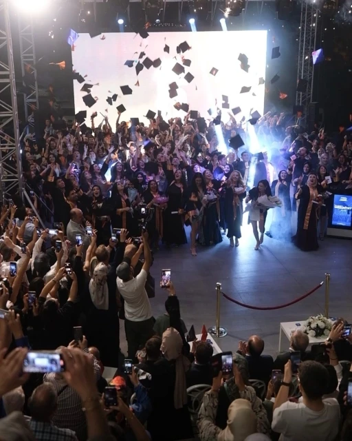Mudanya Üniversitesi’nde mezuniyet heyecanı
