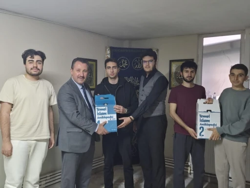 M&uuml;ft&uuml; Dilek, KYK &ouml;ğrencileriyle bir araya geldi

