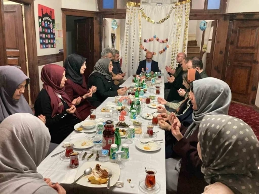 M&uuml;ft&uuml; İmamoğlu: "Ramazan ayı insanlar arasındaki dayanışma ve kaynaşma ruhunu pekiştiriyor"
