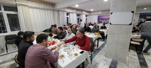M&uuml;ft&uuml;l&uuml;k personelleri iftarda bir araya geldi
