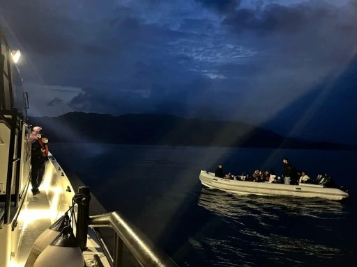 Muğla Açıklarında 12 Düzensiz Göçmen Kurtarıldı