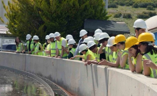 Muğla Atıksu Arıtma Tesisinde &ouml;ğrencilere &ccedil;evre bilinci eğitimi
