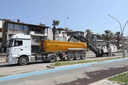 Muğla B&uuml;y&uuml;kşehir 7 şantiyesiyle Muğla&rsquo;nın yol ağını g&uuml;&ccedil;lendiriyor
