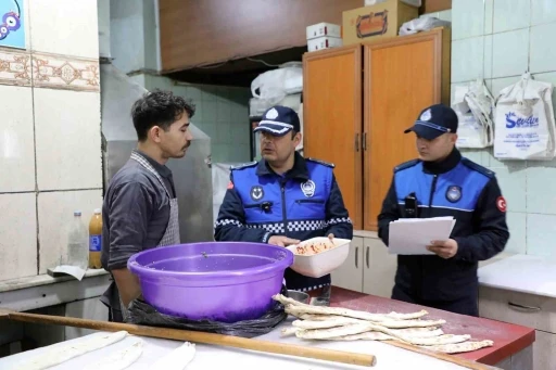 Muğla B&uuml;y&uuml;kşehir Zabıtasından hijyen ve gramaj denetimi
