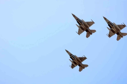 Muğla’da 19 Mayıs coşkusu F-16’ların gösterisiyle başladı
