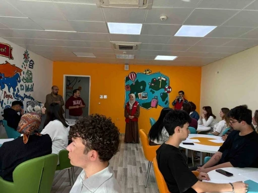 MUĞLA&rsquo;DA GEN&Ccedil;LERİN FİKİRLERİ PROJEYE D&Ouml;N&Uuml;Ş&Uuml;YOR