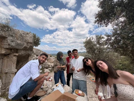 Muğla&rsquo;da gen&ccedil;lerin tarih, sanat ve doğa yolculuğu
