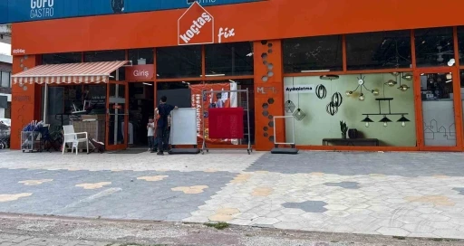 MUĞLA&rsquo;DA KO&Ccedil; HOLDİNG&rsquo;E BAĞLI KO&Ccedil;TAŞ&rsquo;A TAŞLI SALDIRI