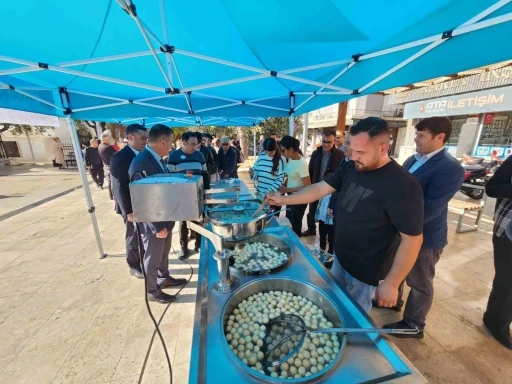 Muğla’da öğretmenler için lokma hayrı
