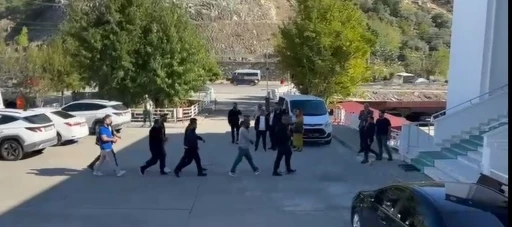 MUĞLA’DA TEFECİLİK OPERASYONU, GÖZALTINA ALINAN 5 KİŞİ ADLİYEYE SEVK EDİLDİ