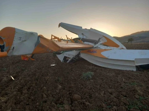 Muğla’da yangın söndürme uçağı tarlaya acil iniş yaptı
