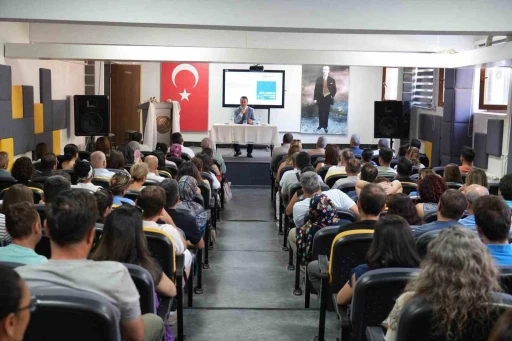 MUĞLA&rsquo;DA Y&Ouml;NETİCİ ADAYLARI GELECEĞE HAZIRLANIYOR