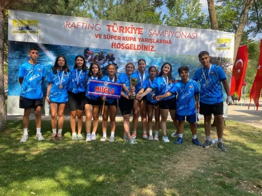 Muğla’dan Munzur’a Rafting Zaferi