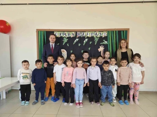 Muğla İl Milli Eğitim M&uuml;d&uuml;r&uuml; &Ccedil;ay miniklerle bir araya geldi
